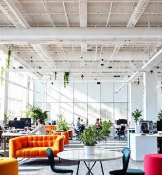 Espacio de trabajo moderno e innovador